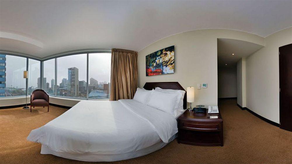 Radisson Hotel Decapolis Miraflores Ліма Екстер'єр фото