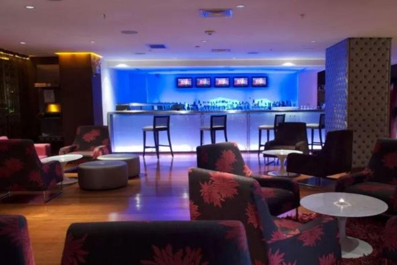 Radisson Hotel Decapolis Miraflores Ліма Екстер'єр фото
