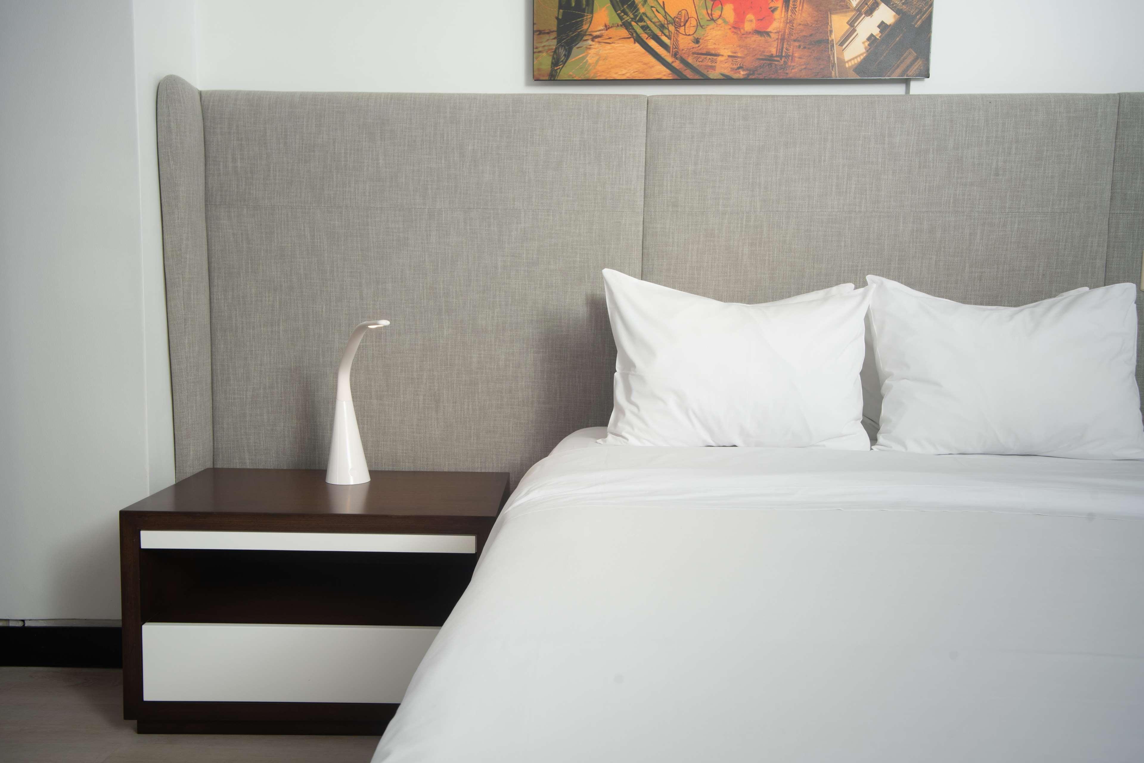 Radisson Hotel Decapolis Miraflores Ліма Екстер'єр фото