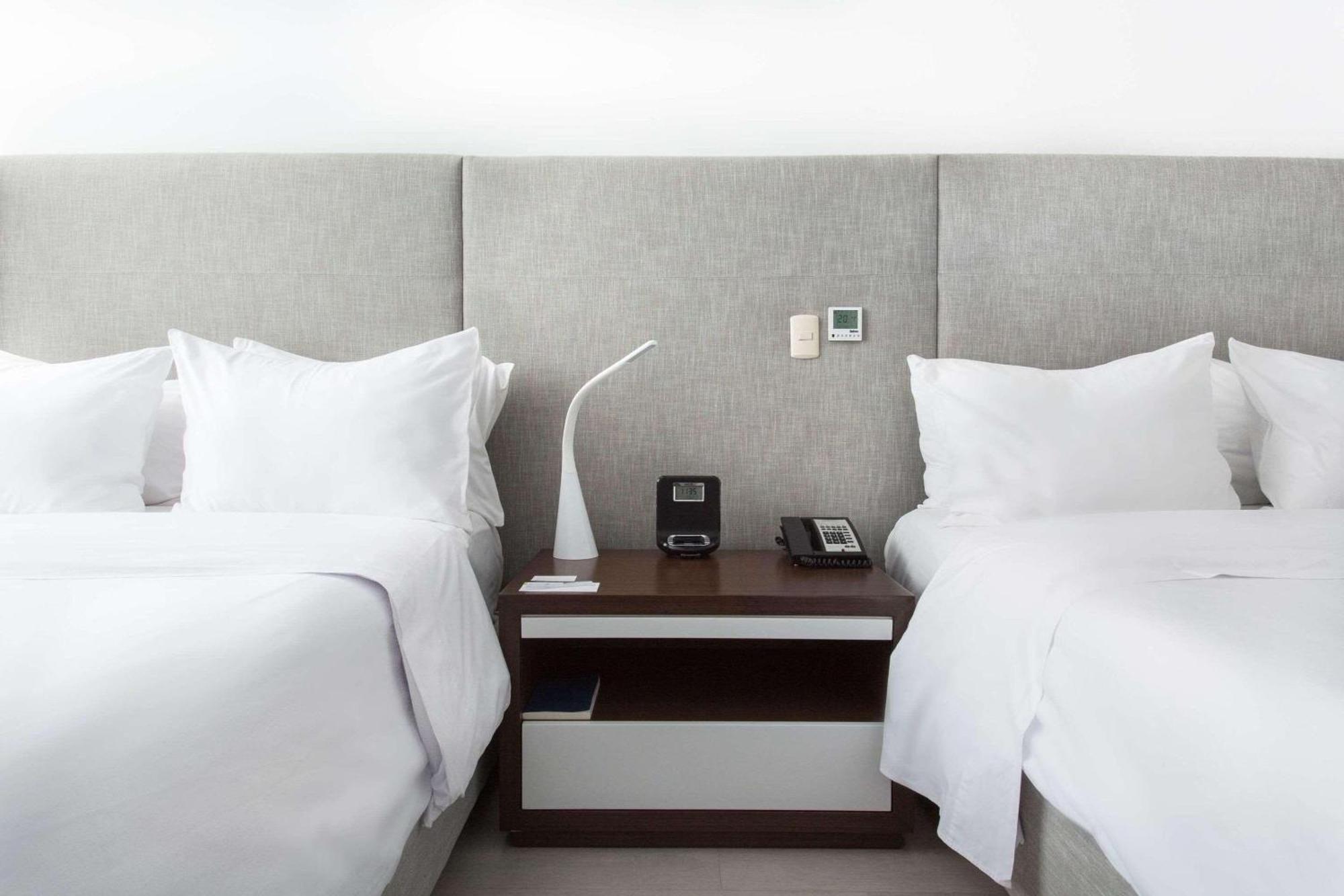 Radisson Hotel Decapolis Miraflores Ліма Екстер'єр фото